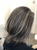 アリア トータルビューティー(Aria total beauty) 外国人風外ハネヘアー