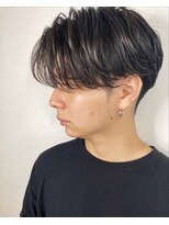 アンダーバーホワイト(_WHITE)&nbsp;センターパート