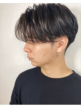 アンダーバーホワイト(_WHITE) センターパート