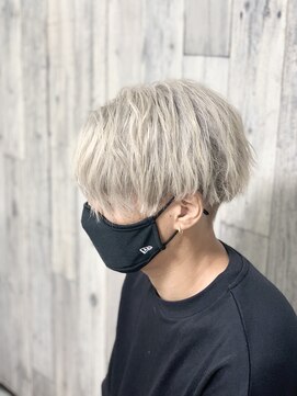 アイスアウト(iced out) メンズハイトーンスタイル【赤羽】