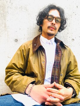 アメリ 新宿(Ameri) Ameri 20代30代40代スパイラルパーマセンターパート　【新宿】