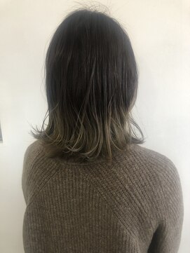 ヘアーズ ブルーヘブン(HAIR'S BLUE HEAVEN) 裾グレージュ外ハネボブ!