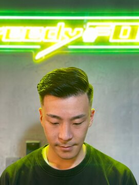 グリーディーフォックス 代々木(Greedy FOX) 韓国マッシュ/センタ-パ-ト/ツイストスパイラル/スキンフェード