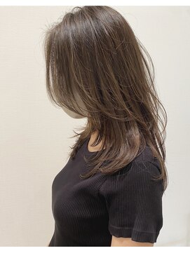 ビスポーク(BESPOKE) 毛先ワンカールレイヤーカッツ