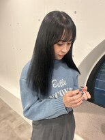 アオ(ao.)&nbsp;冬に映えるブルーブラック