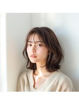エダ 鎌倉(edA.) 小顔レイヤーボブ/外ハネボブ/ネビージュ/白髪ぼかし