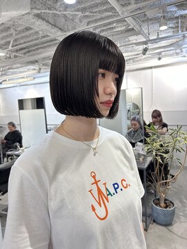 フォト 新宿(foto) 黒髪小顔ワンレンネビージュボブルフ新宿20代【Anzu】新宿▲