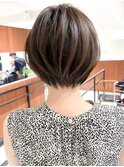 ハイライト白髪ぼかしダブルカラーインナーカラーショートボブ