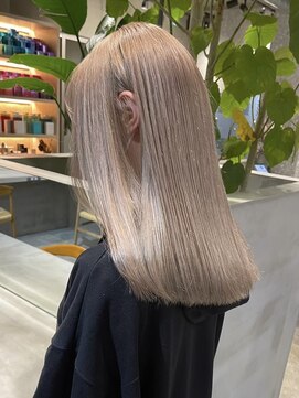 リムレスバイサンク 万代 新潟駅(LIMLESS by cinq) 韓国ミルクティーベージュダブルカラーグレージュレイヤーカット