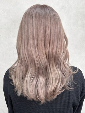 ルノン(LUNON) イメチェンヘアスタイルホワイトブロンド外ハネボブ美髪のススメ