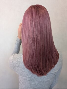 イリエ 川口(irier) ブリーチ2回透明感ペールピンクロング