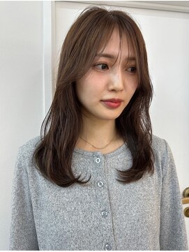 パーク 福岡天神西通り店(parc) オリーブグレージュ 透明感 顔周りカット シースルーバング 艶髪