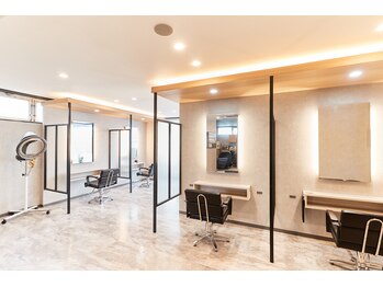 ursus by HEADLIGHT 柏店【アーサスバイヘッドライト】