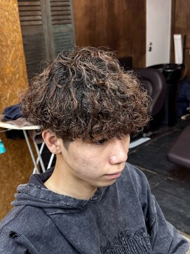 ロルド シェリ(Rold Cheri) 【山本智文】ハード波巻きパーマメンズカット