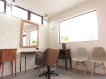 イオ(io)の雰囲気(暖かい日差しの入る、ゆったり空間。)