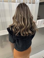 キング 心斎橋店(K!ng) 縮毛矯正髪質改善レイヤーカットトリートメント心斎橋美容室