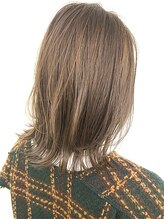 ラブリス(Luvliss) 【YUUKIの似合わせ顔まわりカット/透明感カラー】