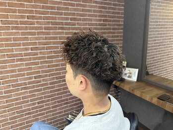 イッ髪やらせろの写真/ONもOFFもカッコよく！メンズサロンであなた史上最高の髪へ◎