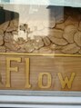 フローヘア(Flow hair)&nbsp;バリで特注で作ってもらった、お店の看板