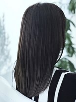 ルピス(LUPIS)&nbsp;サラツヤアッシュロング