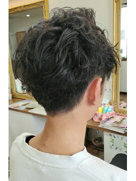 フィカス(Ficus) ナチュラルパーマスタイル