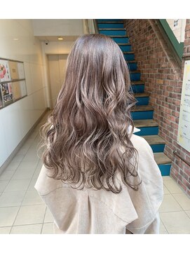 サロンドミルク 溝の口店(salon de MiLK) イルミナベージュ！