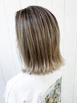 アイティーバイアルバム 藤沢店(IT by ALBUM)&nbsp;ハイライトバレイヤージュボブ_カーキグレージュ_ba323681