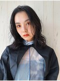 黒髪ミディアム