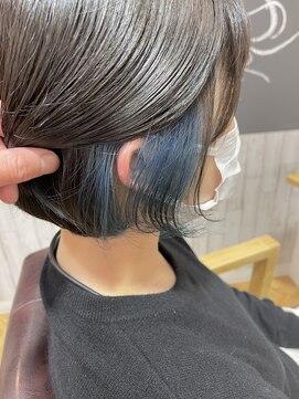 ビー オン ディー ヘア 池袋(BonD hair) #サファイアブルーのインナー【池袋/髪質改善/ハイライト】