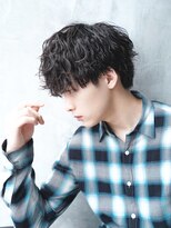 アルファ 新宿(alpha)&nbsp;フェザーパーマ/ブルーブラック/刈り上げセンターパート[新宿]