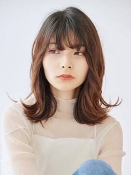 ビィシャイン 滝野店 まとまり感抜群の艶やかミディ