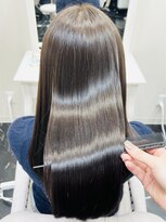 リルアーチ(Lillarch)&nbsp;髪質改善/イルミナカラー/前髪カット/おくれ毛/縮毛矯正/韓国風