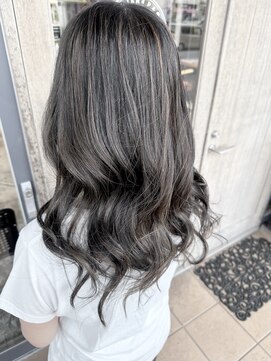 トリニティ(trinity) 透明感カラー・髪質改善・グレージュ【豊見城】