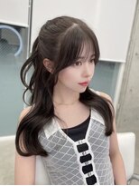 フォンズ(FONS)&nbsp;透明感ダークグレージュ/流れる顔周り/韓国くびれヘア/表参道