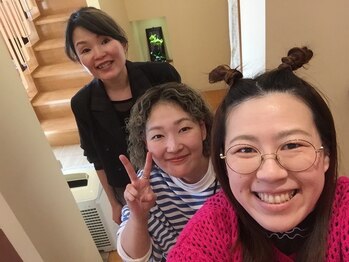 アトリエ ド ガレ Atelier de GALLEの写真/経験豊富なベテラン女性スタイリストが多数在籍！女性同士でなんでも気軽に相談しやすい♪＜個室あり＞