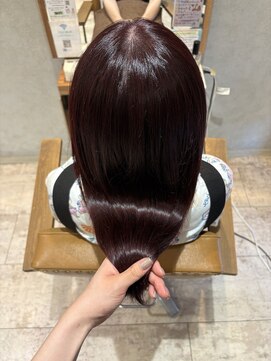 ウルカ 川口店(ulQua) ボルドーチェリーカラー