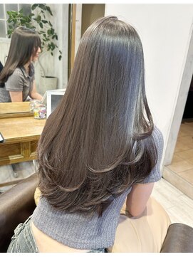 レイラバイアフロート 吉祥寺(Lila by afloat) 【畑中正敏】20代30代40代◎ひし形レイヤーくびれレイヤー