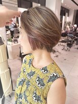ステアケース ギンザセブン(stair:case ginza7)&nbsp;大人ハイライト白髪ぼかしショートボブ
