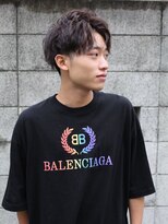 トゥーミー(to mee)&nbsp;めっちゃいい感じのアップバング[アッシュブラック]