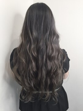 モーション 新宿(motion) グレージュグラデーション