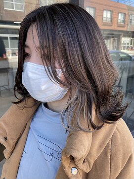 ノア(noa.) 『デザインカラー』ホワイティベージュイヤリングカラー