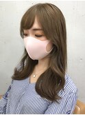 韓国風くびれヘアメルティカラーベージュななめ前髪