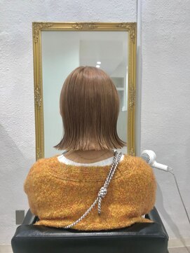 エマ(emma) ★ミルクティーベージュ★切りっぱなしロブ