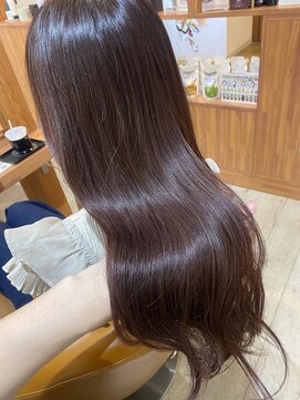 ソワン ドゥ ブレス エルネ 立花店(soin de brace elne) レッドブラウン/ピンクブラウン/ブリーチなしカラー/艶髪/透明感