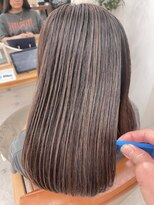 ティエル(TieLu) シークレットハイライト×白髪ぼかしカラー×外国人風