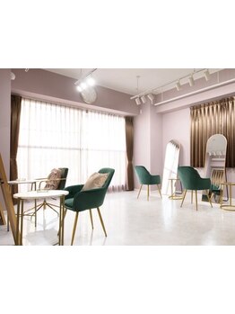 豊田でブリーチと言えばche'rie＊プライベート感あるオシャレな雰囲気の中でモテ艶スタイルになれる♪