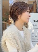 小顔ふんわりショート簡単スタイリングブリーチなしカラーS26