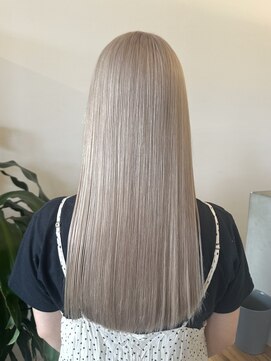 トラ バイ プティパ(Tora by petit pas) White beige