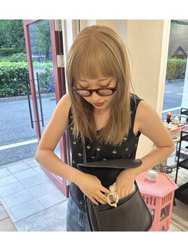 シイ(SIE) キャラメルベージュ◎