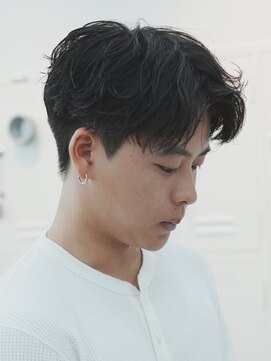 フィフス 栄(fifth) 緩く動かすシャドウパーマ×刈り上げショートマッシュ